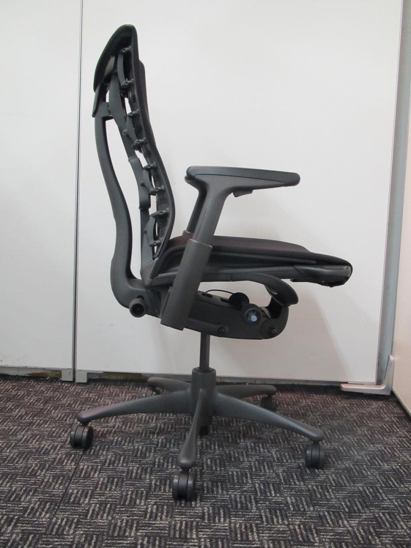 中古】エンボディチェア CN122AWAAG1G1 883014 Herman