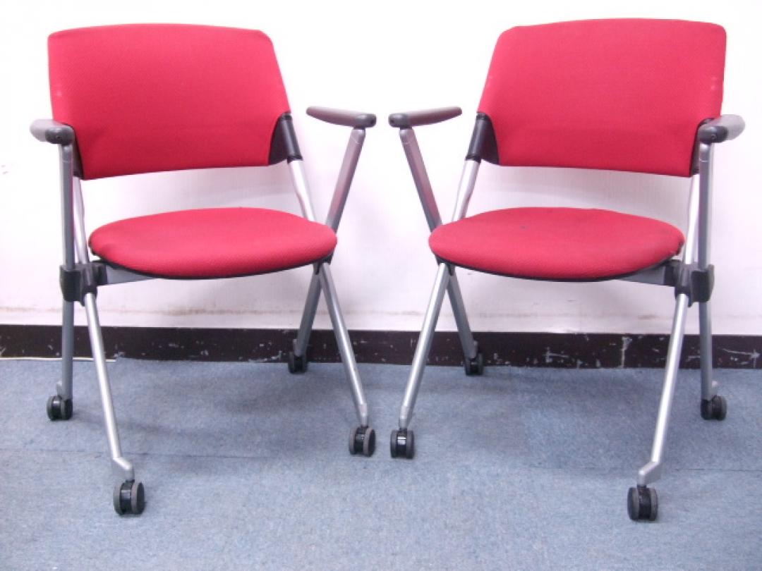 【おつとめ品】【セット商品】座面汚れあり。状態不良の為、、。【２脚セット】
                        リータ
                                    中古
            