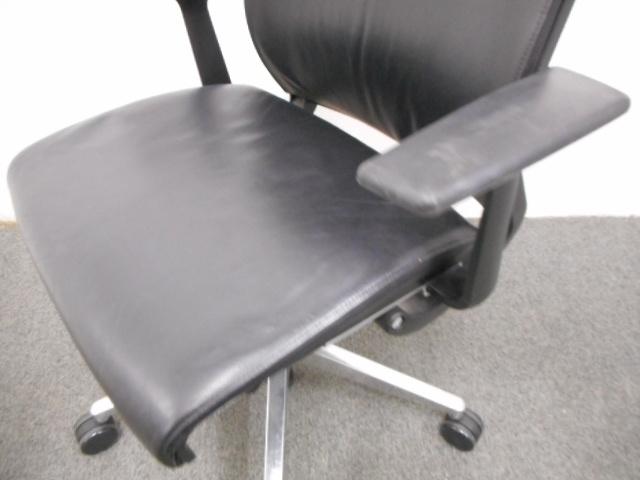 中古】シンクチェア（2014年以前モデル） THK-20201L Steelcase/スチールケース 肘付ハイバックチェア 128519 -  中古オフィス家具ならオフィスバスターズ