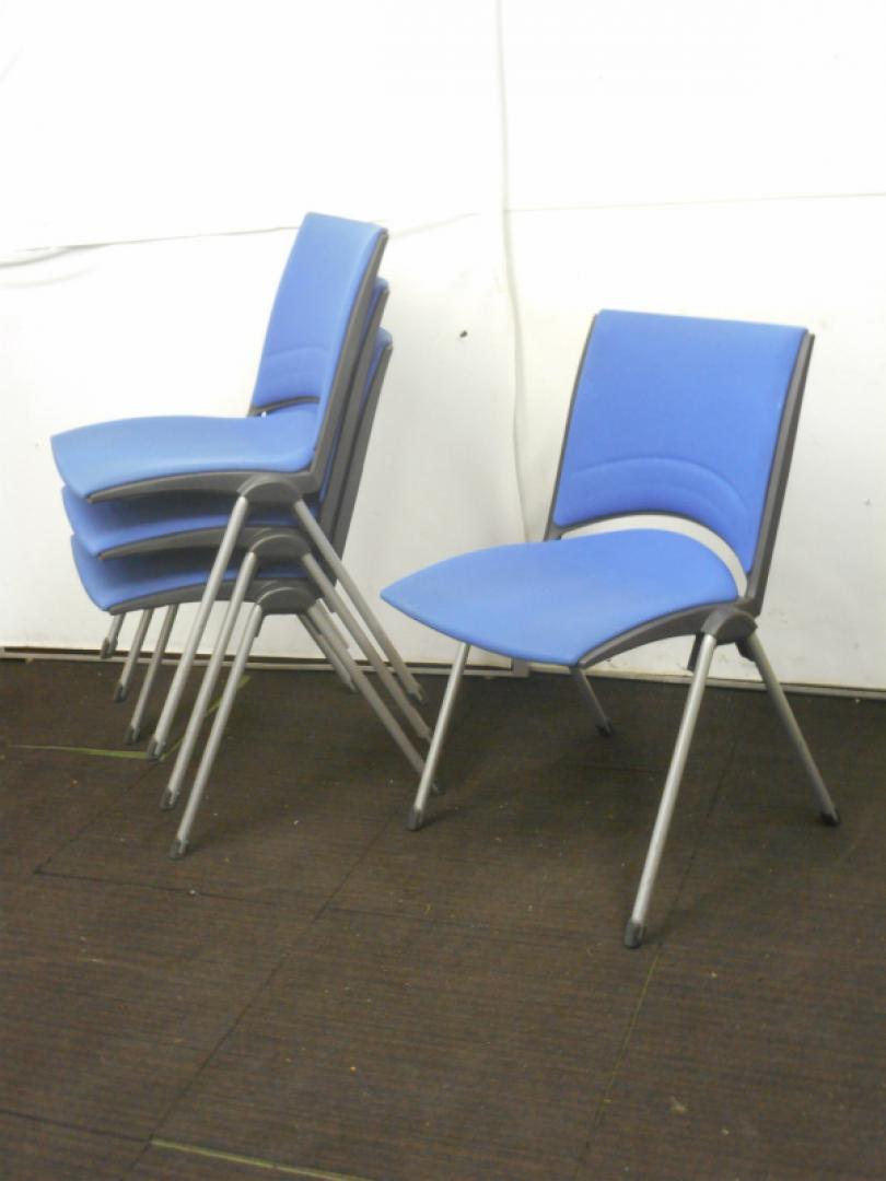 【セット商品】イトーキ製　スタッキングチェア　会議用チェア　ブルー【中古】【座面角に若干スレあり】【ロット】
                        
                                    中古
            