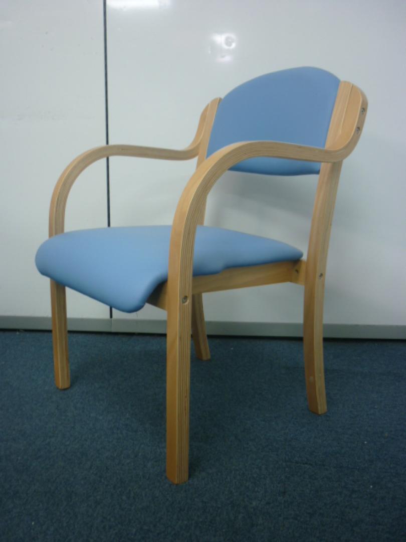 木製スタックチェア　お手入れらくらく　パステルブルー 介護用としても使いやすいです。
                        IKD-01
                                    新品
            