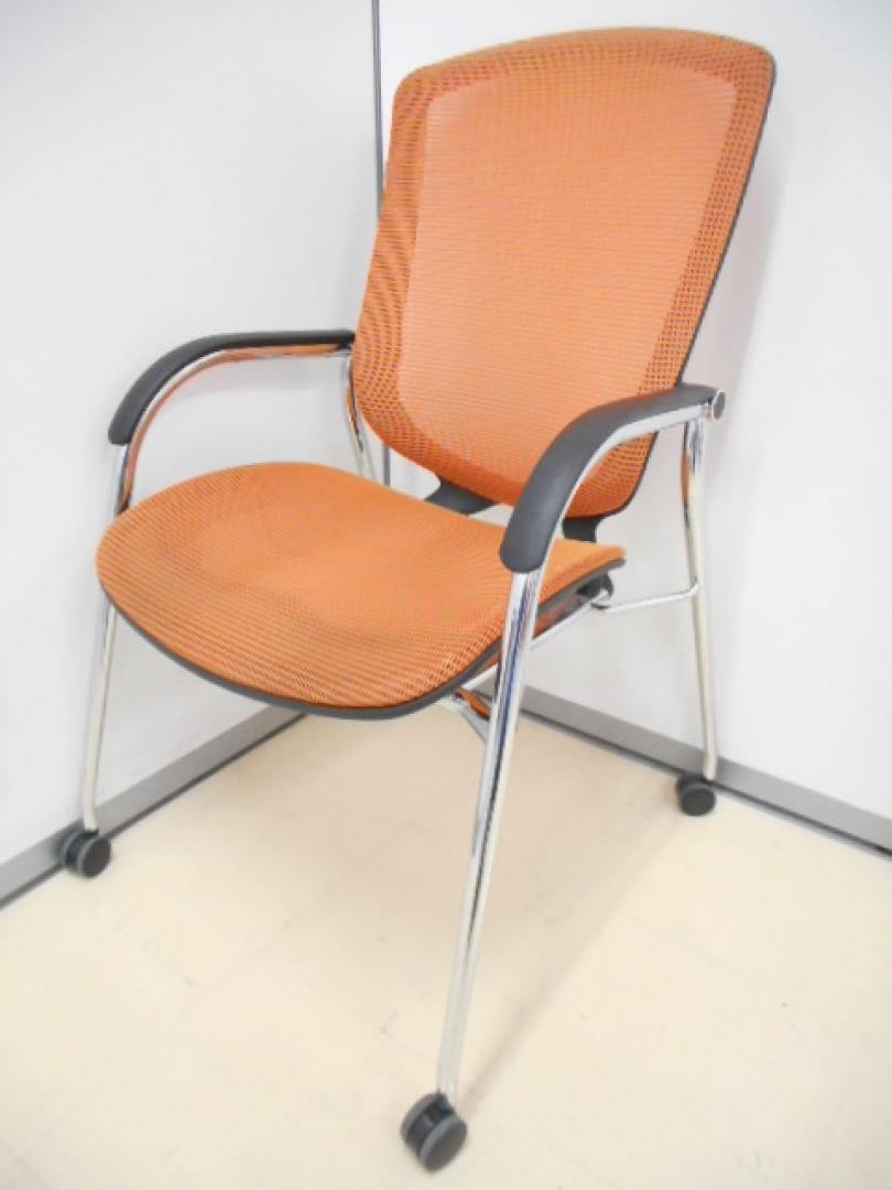 【ゲスト・会議用チェア】オカムラ製｜コンテッサ｜オフィスを明るくするオレンジカラーです【状態良好品】
                        コンテッサ
                                    中古
            