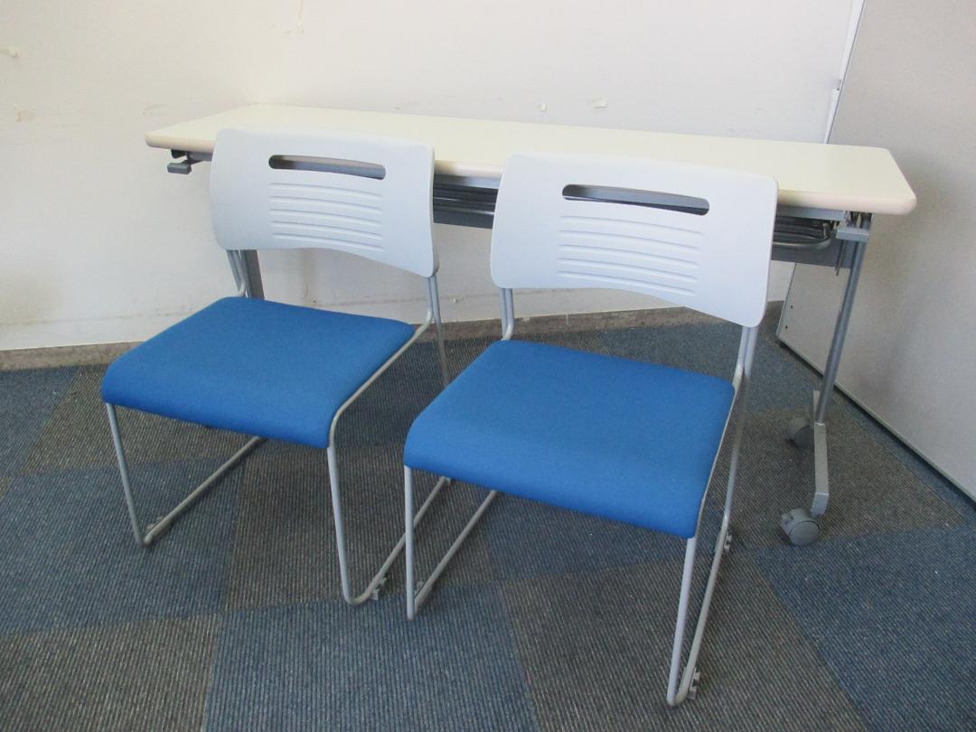 【セット商品】イノウエ製　スタックテーブル×スタックチェア【状態良好品】
                        ＫＳシリーズ/ＰＭＣシリーズ
                                    中古
            