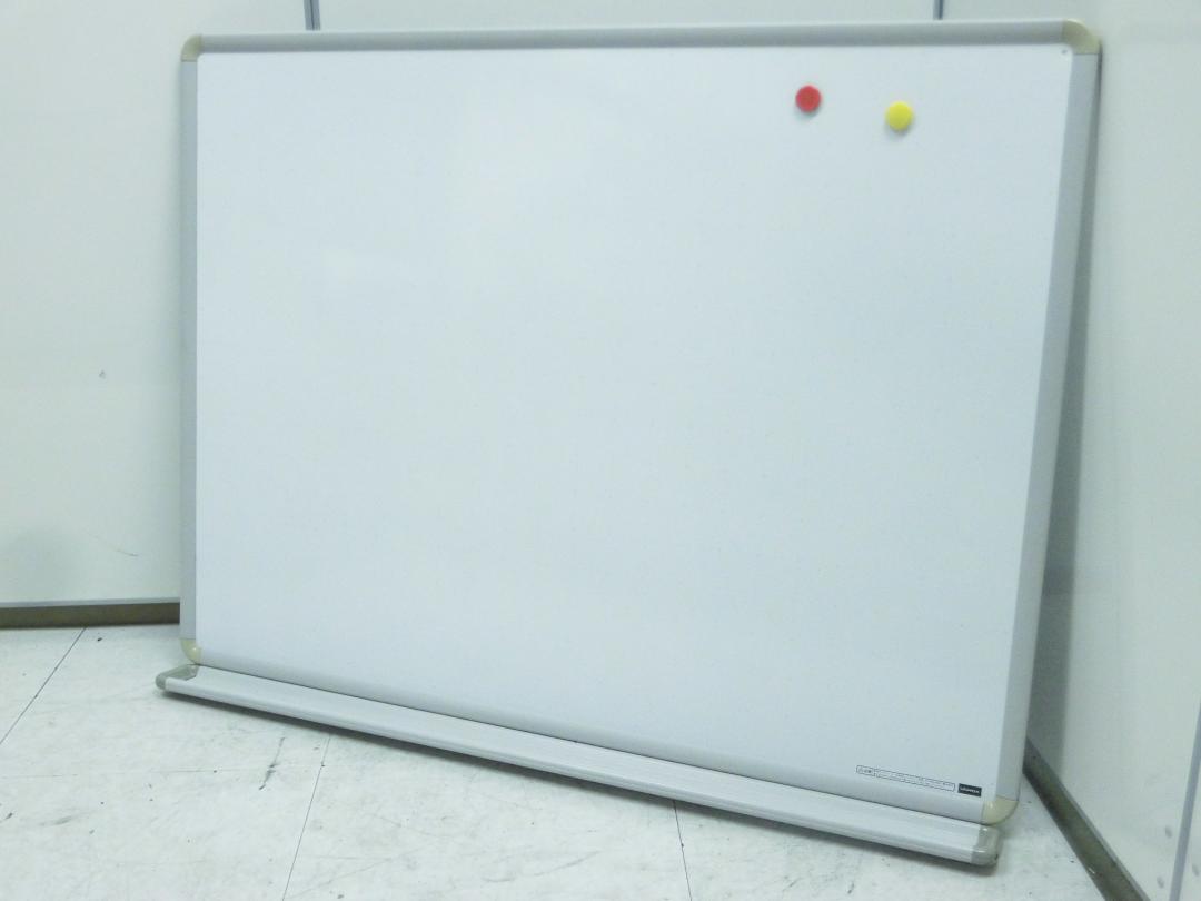 【1台入荷】壁掛けホワイトボード　内田洋行製の美品です
                        
                                    中古
            