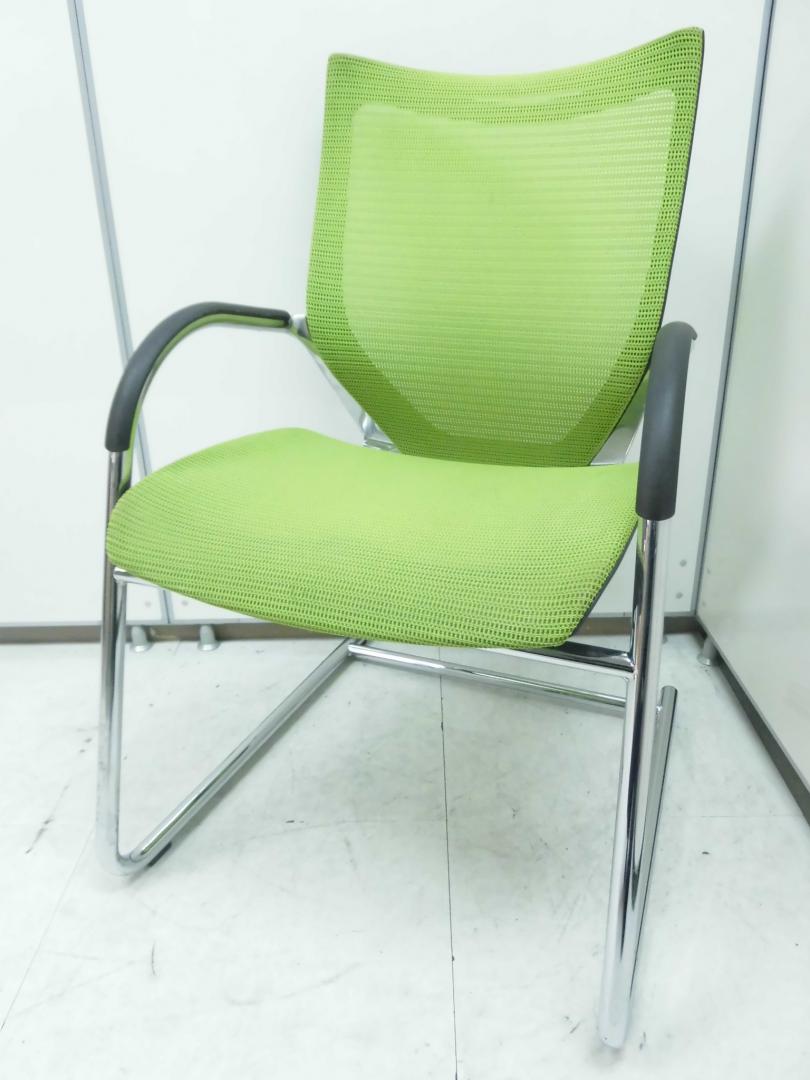 【2脚入荷】あのバロンのミーティングチェア　ライムグリーンがたまらない
                        バロン
                                    中古
            