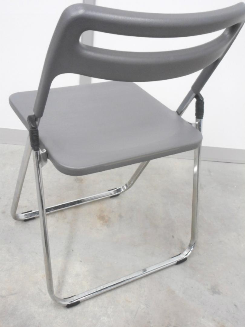 中古】 パイプイス・折りたたみ椅子 130831 - 中古オフィス家具なら