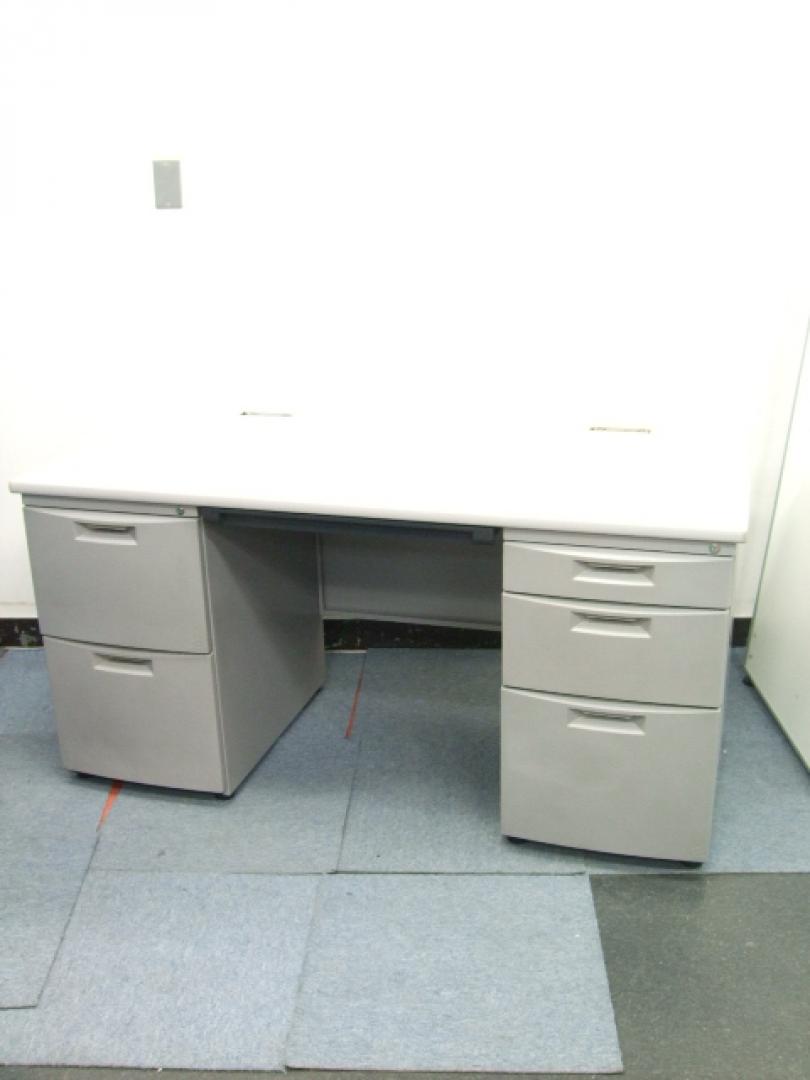 上長様向け商品！！1天板に凹み・配線タップ回りにワレがあります・・・【おつとめ品】
                        CZシリーズ
                                    中古
            