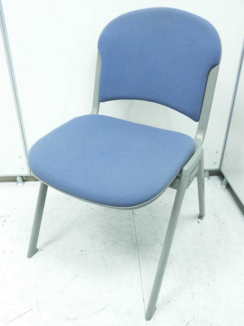 【50脚以上入荷】ウチダ製スタッキングチェア　まとめて購入も是非ご相談下さい！！
                        
                                    中古
            