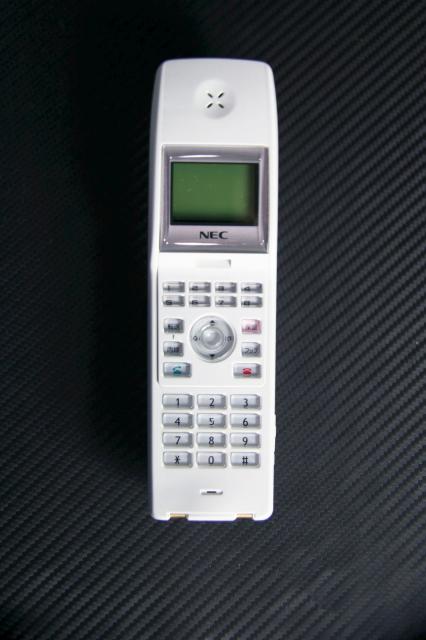 【NEC】製　機能性が売りの【24ボタンカールコードレス電話機(白)】　場所を問わずご使用いただけます　【AspireUXシリーズ対応】 Aspire   中古 