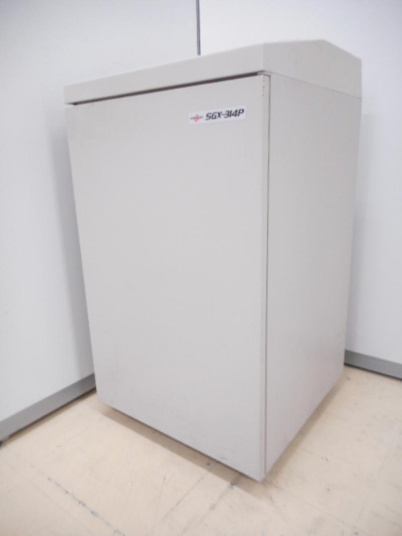 シグマ技研■A4対応シュレッダー・圧縮クロスカット方式
                        SGXシリーズ
                                    中古
            