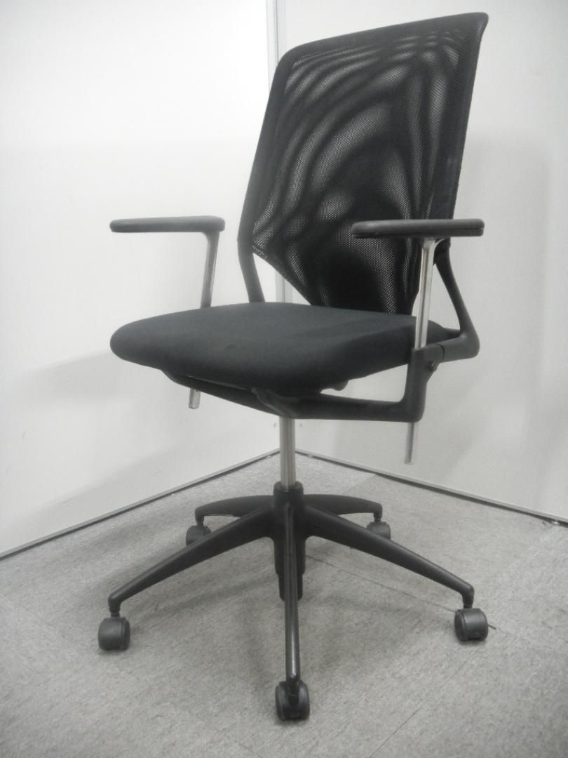 中古】メダ2チェア 41740200 vitra/ヴィトラ 肘付ハイバック