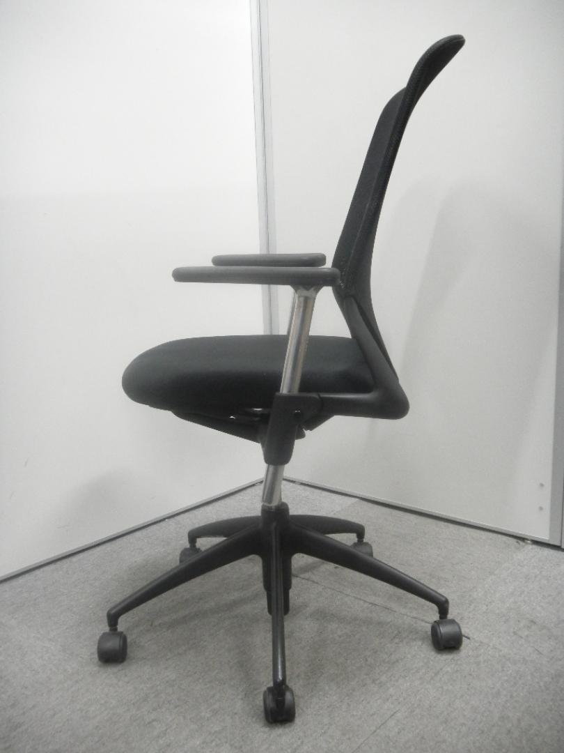 メダ２チェア vitra/ヴィトラ 肘付ハイバックチェア 中古】メダ2チェア vitra/ヴィトラ 肘無ハイバックチェア