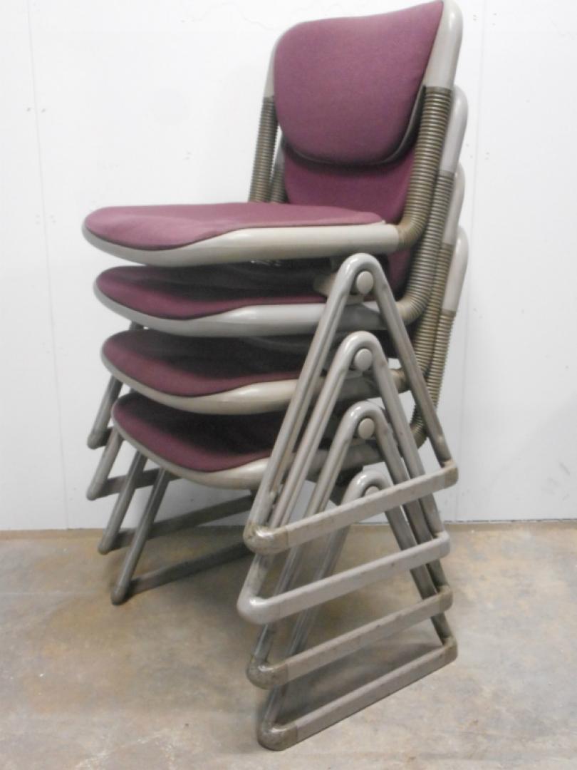 【大量入荷！】【4脚セット】大きめの会議室でも数揃いでご提案可能！【中古オフィス家具】【会議室】【セット商品】
                        バーテブラ
                                    中古
            