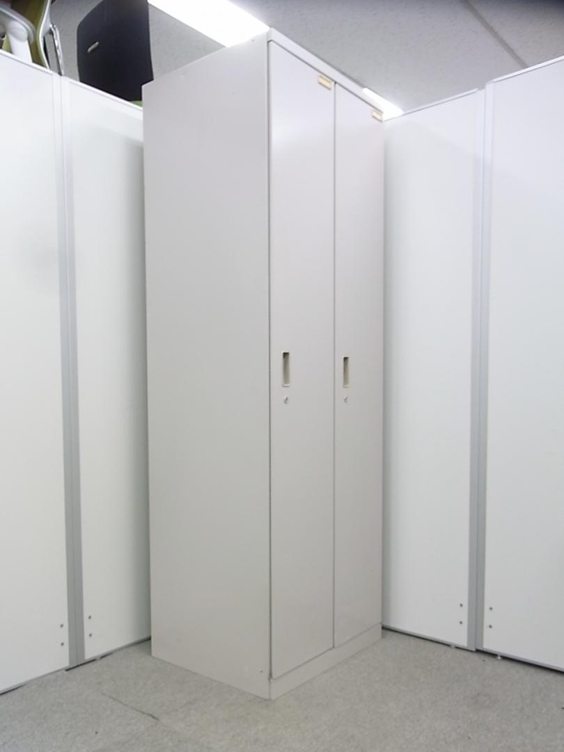 【中古ロッカー】4月からの増員に合わせて如何でしょうか■中古2人用ロッカーが入荷致しました
                        
                                    中古
            