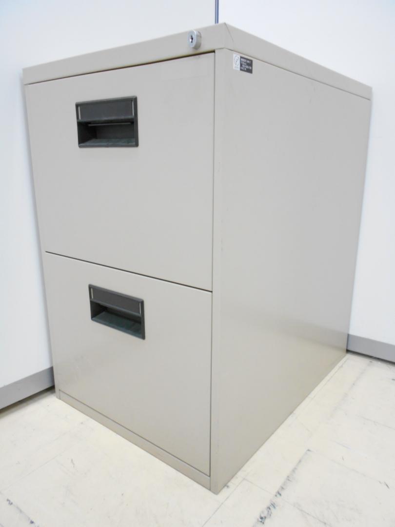 B4ファイルキャビネット　2段
                        
                                    中古
            