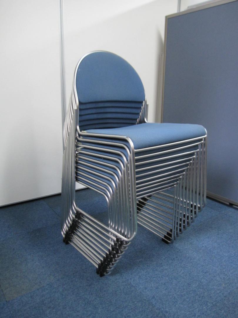 【セット商品】【スタッキングチェア】背座生地タイプ 背もたれトップが丸みを帯びていてちょっとやんわりします。【10脚セット】【会議用チェア】
                        
                                    中古
            