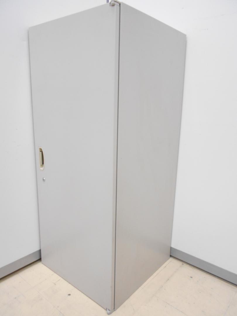 片開き書庫　■Ｈ1050
                        シンライン
                                    中古
            