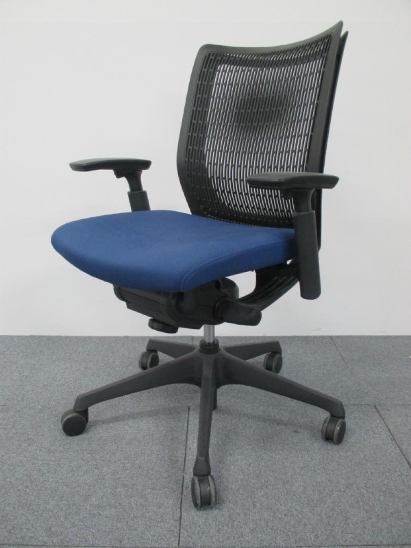 【状態良好】岡村製作所　可動肘付き　オフィスチェア【中古ＯＡチェア】
                        ヴィスコンテ
                                    中古
            