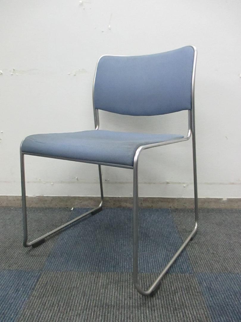 【重ねて収納可能】unknown製　スタックチェア【中古】
                        
                                    中古
            