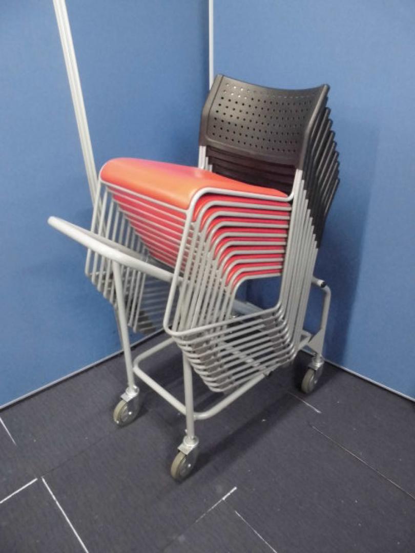 【レッド×ブラック】会議用スタッキングチェア12脚+台車セット｜4～20脚チェアの数量調整できます！【ロット】【セット商品】
                        
                                    中古
            