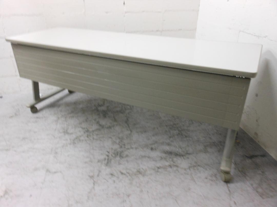 【今ならサイドスタック揃いますよ】【丈夫な国内製】
                        Ｎタイプ
                                    中古
            