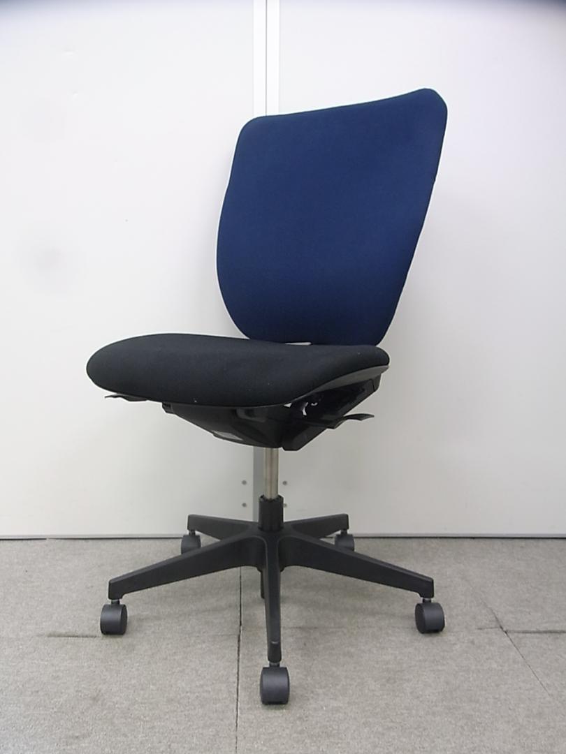 【1脚限定】イトーキ製 プラオチェア ネイビーブルー×ブラック■コストパフォーマンスの良い一品！！！
                        プラオ
                                    中古
            