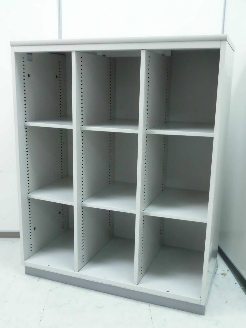 【限定1台】シューズボックスとしても使える　イトーキ製オープン書庫　天板かけ有りの為特価
                        シンライン
                                    中古
            