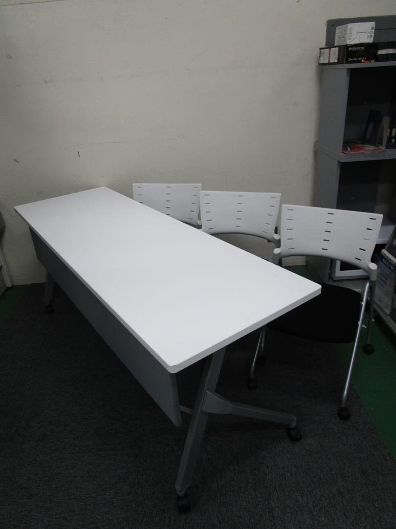 【セット商品】サイドスタックテーブル+会議用チェアのセット商品【状態良好】
                        FRAPTOR（フラプター）
                                    中古
            