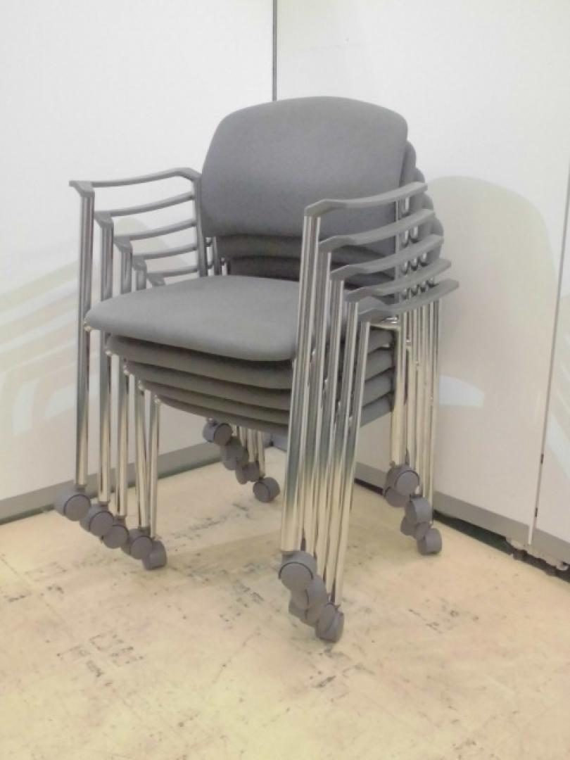 【スタッキングチェアキャスター付】なんと今回はセット割です！お得な５台セットです！
                        
                                    中古
            