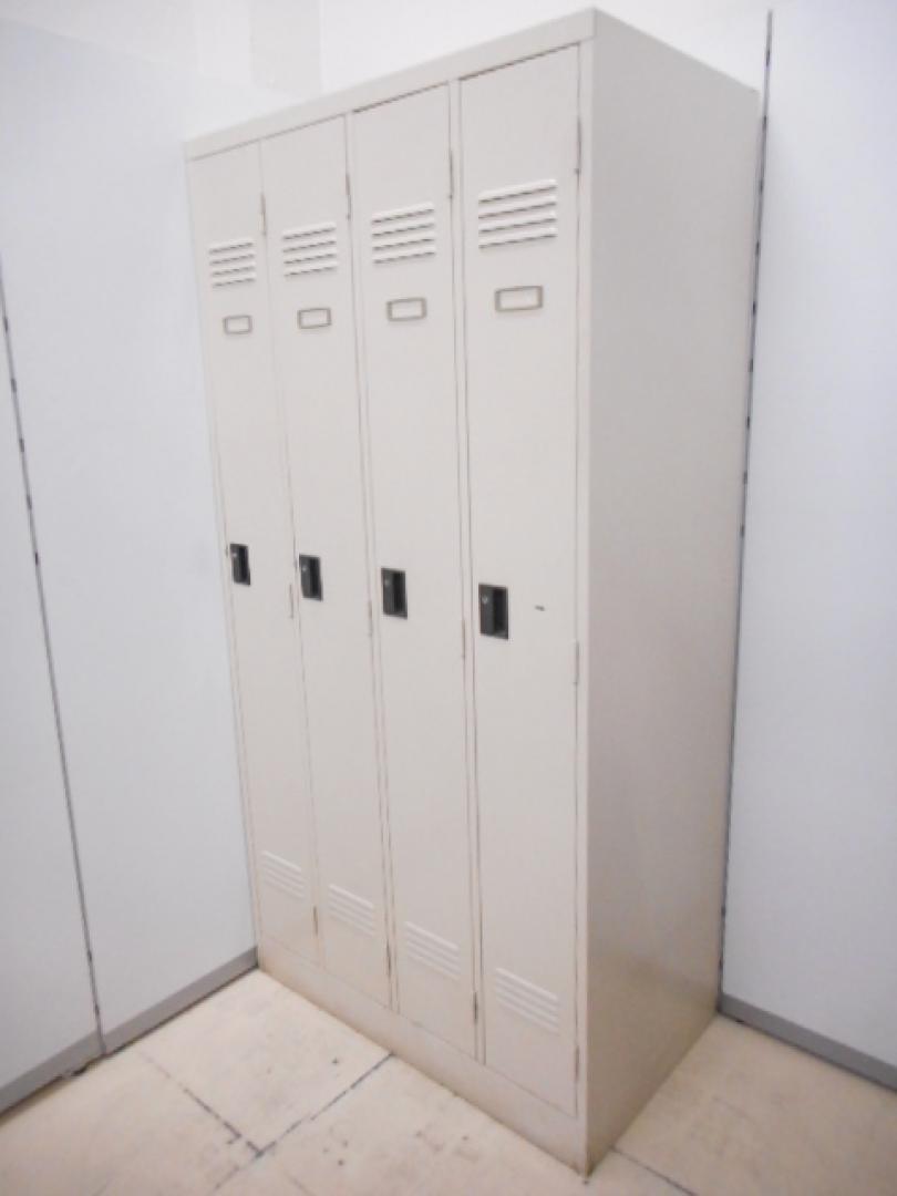 この時期にピッタリの４Ｐロッカーです！急な増員に是非！
                        GZ
                                    中古
            