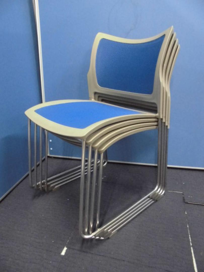 オシャレなメッシュデザイン！スタッキングチェア4脚セット｜ブルー｜軽くて収納も便利！【メッシュチェア】【セット商品】【ロット】
                        
                                    中古
            