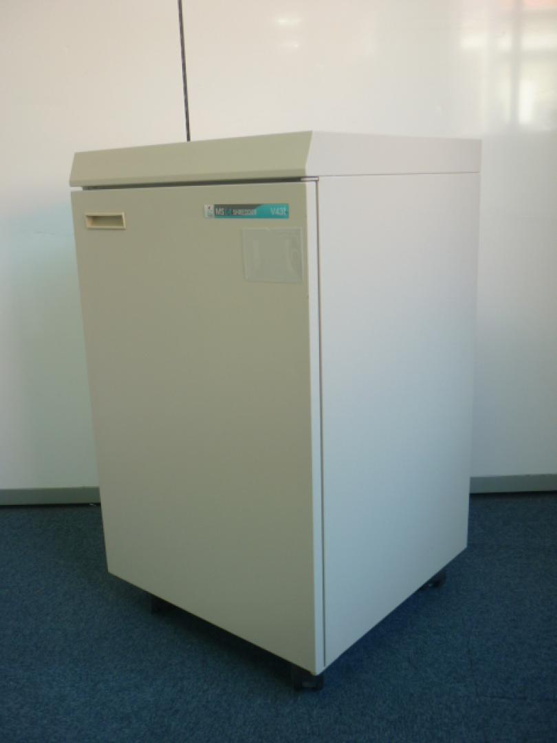 【明光商会】同時裁断20枚の業務用シュレッダー【全国配送OK】【中古シュレッダー】
                        
                                    中古
            