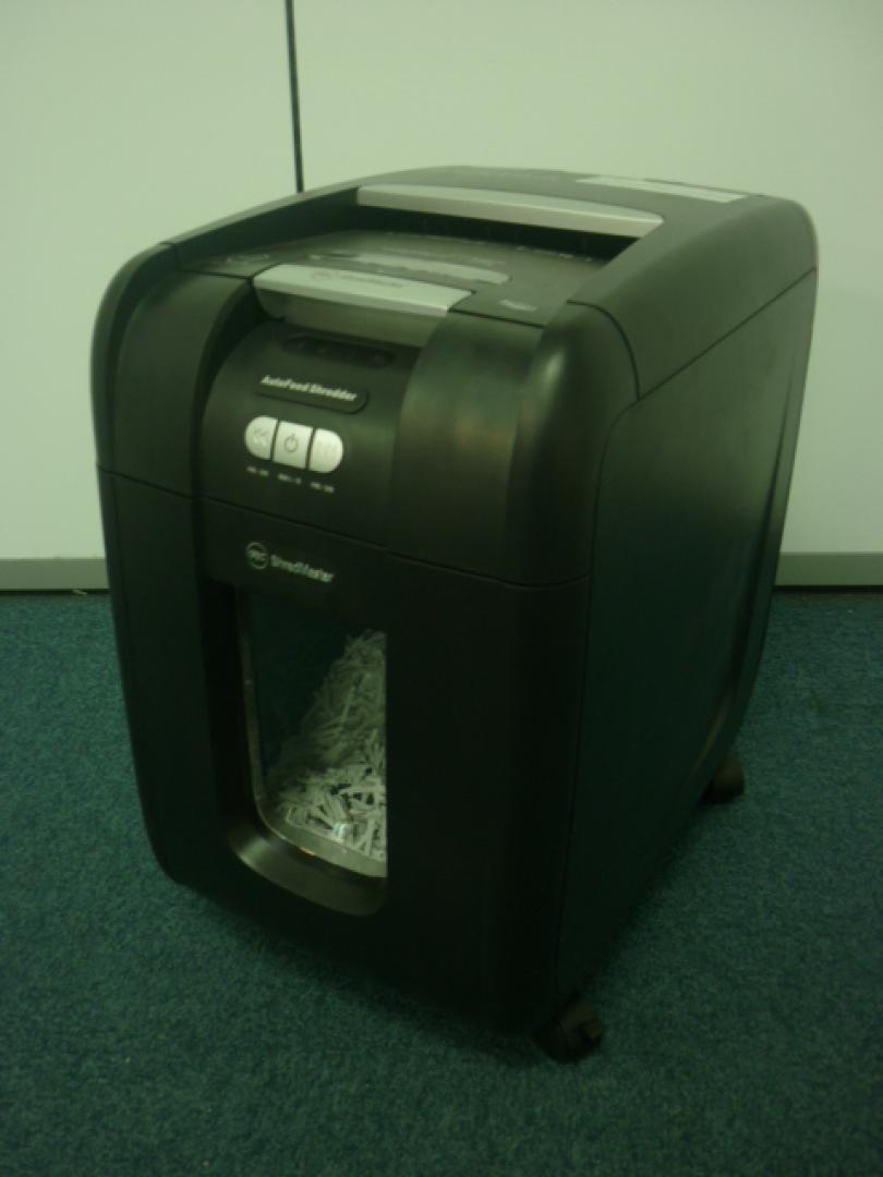 パーソナルシュレッダー　GCS175AFX【事務用品】 【オフィス家具】■
                        
                                    新古品
            