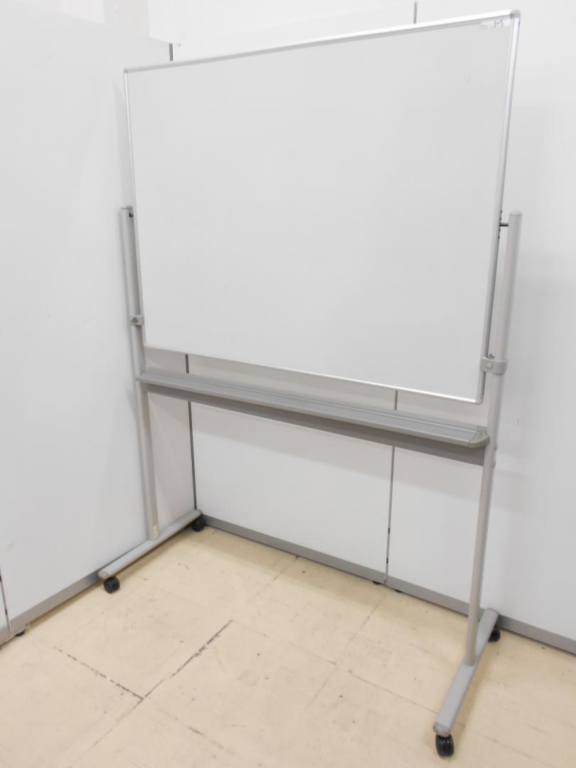 オカムラ製　両面ホワイトボード　無地タイプ　
                        
                                    中古
            