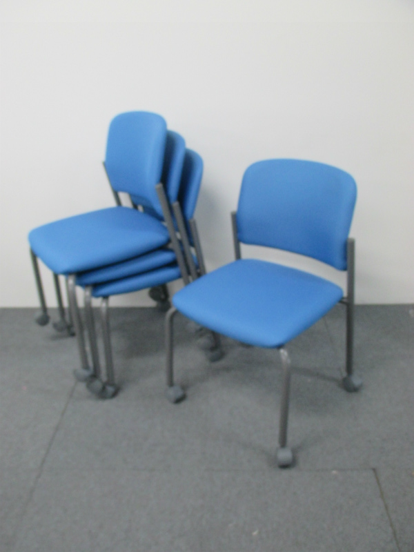 【4脚セット】スタッキングチェアのまとめ買いセット！ミーティングチェアはまとめ買いがお得です！【セット商品】【人気カラー】【中古オフィス家具】
                        
                                    中古
            