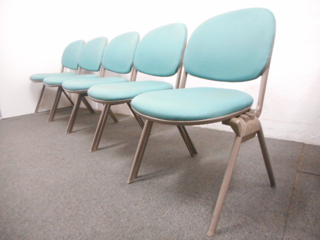 【セット商品】■オカムラ製 スタッキングチェア5脚セット　グリーン　■【okamura】トーションライン(TORSION)【OB新宿店】 
                        トーションラインシリーズ (TORSION）
                                    中古
            
