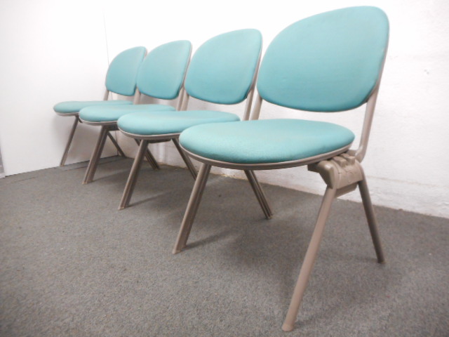 ■オカムラ製　スタッキングチェア4脚セット　グリーン　■【okamura】トーションライン(TORSION)
                        トーションライン (TORSION）
                                    中古
            