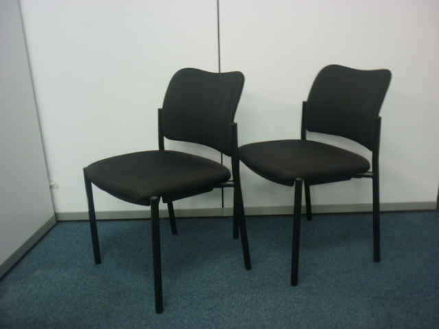 【2脚セット】【中古】スタッキングチェア　重ねて省スペース　会議用チェア
                        AX
                                    中古
            