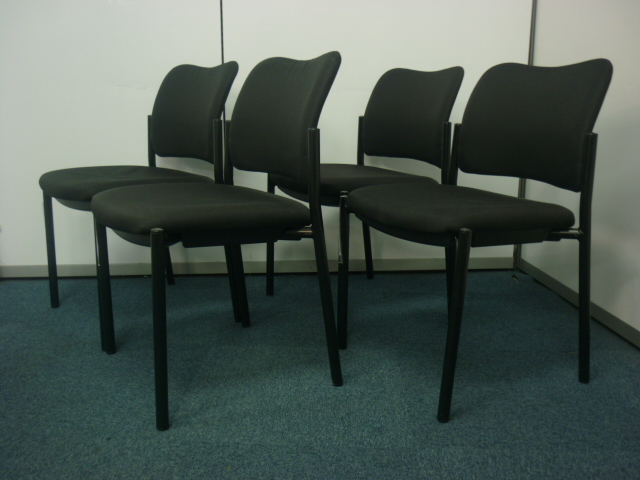 【4脚セット】【中古】スタッキングチェア　重ねて省スペース　会議用チェア■
                        AX
                                    中古
            