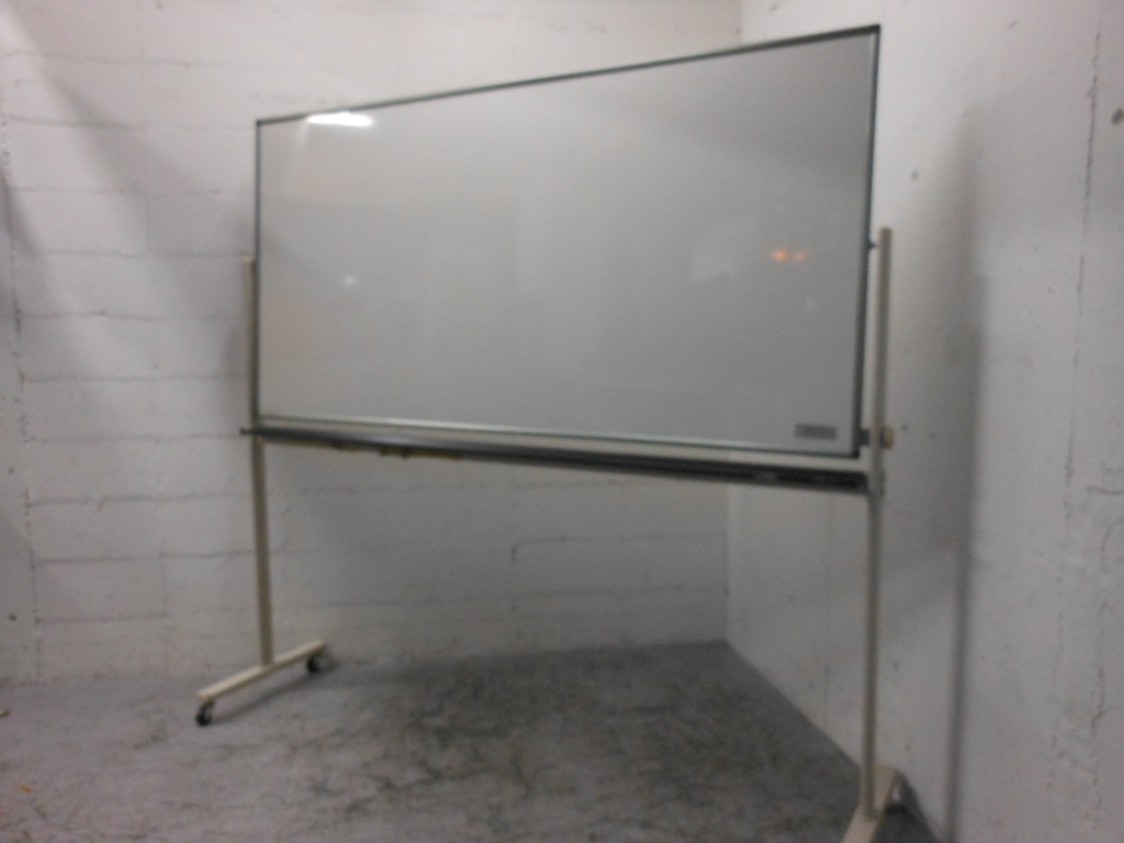 【最後の最後に忘れがちなホワイトボード】【限定1台入荷しました】
                        
                                    中古
            