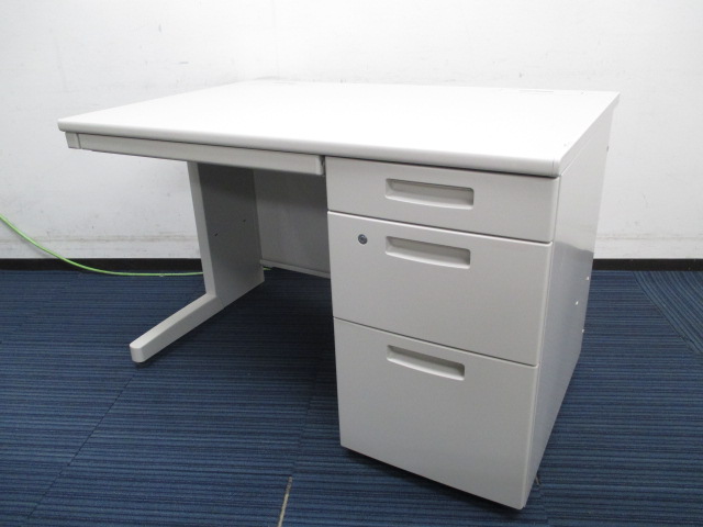 ※１点のみ※片袖机｜新BS|状態良好｜コクヨ製なので安心
                        新BS
                                    中古
            