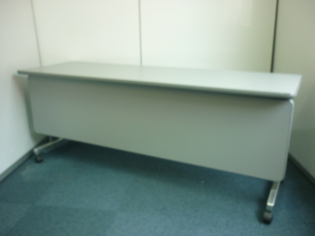 【中古】【サイドスタックテーブル】【横幅1800ｍｍ】【ニューグレー】■
                        
                                    中古
            