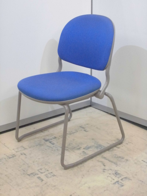 安心のオカムラ製！ミーティングスペースに大活躍！
                        トーションライン
                                    中古
            