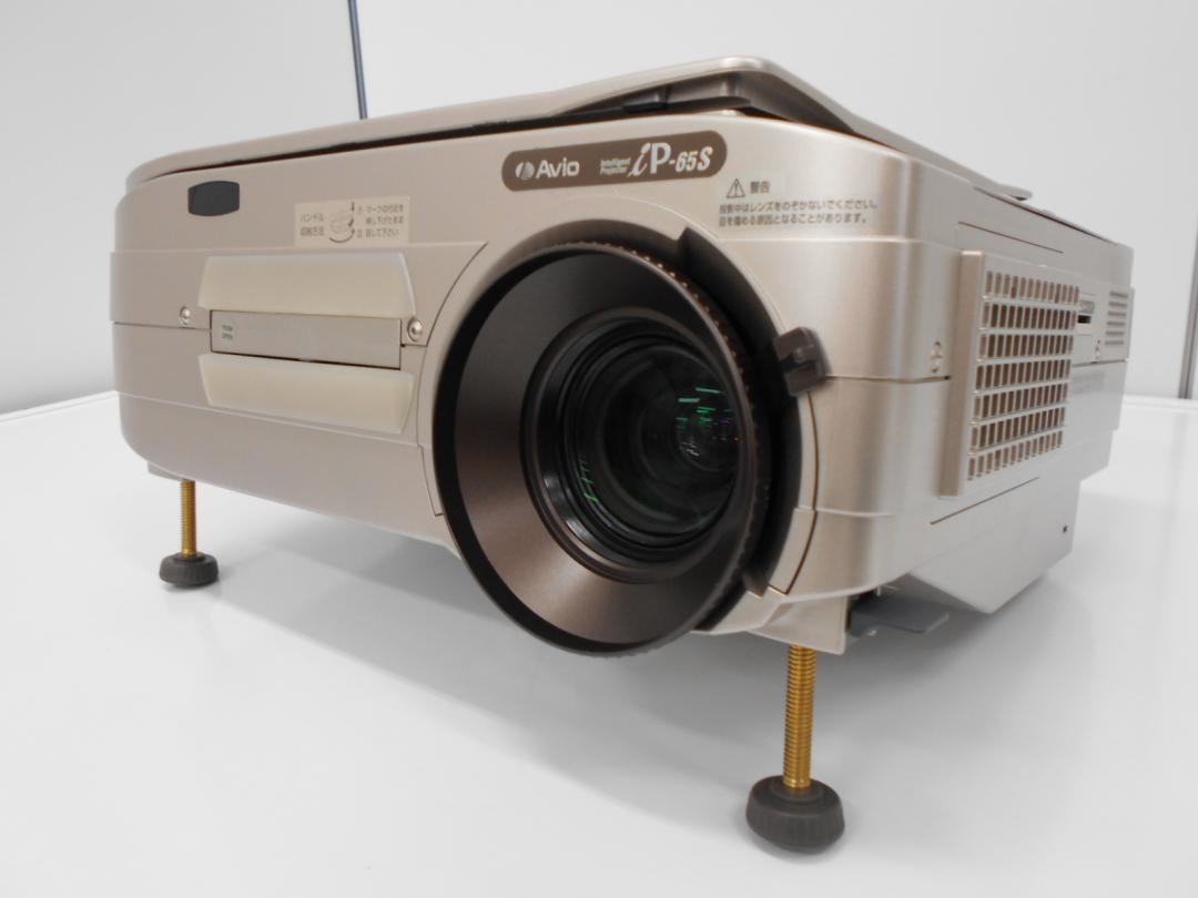 スキャン台付で直接投影可能！Avio製iP-65S型プロジェクタ
                        Avio製iP‐65S型
                                    中古
            