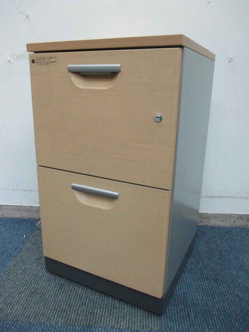 【中古希少品】イトーキ製　2段書庫【木目調】
                        
                                    中古
            