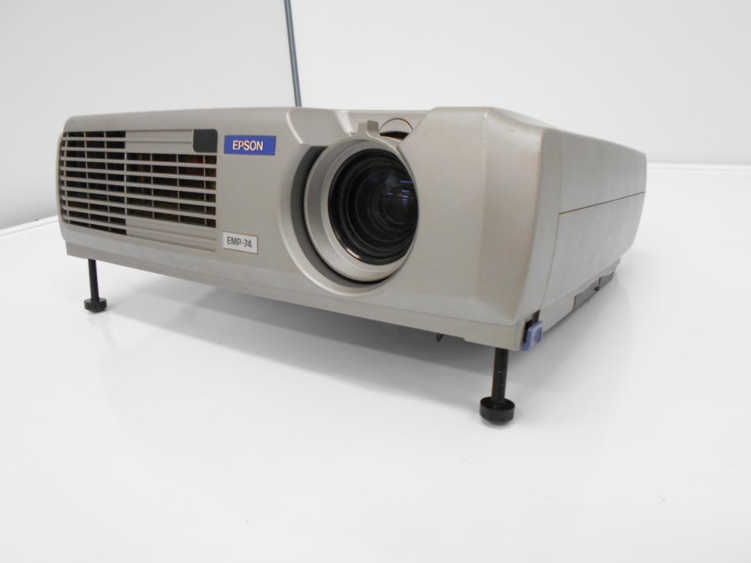 EPSON製プロジェクタ　EMP-74がこの価格で！【お買得】
                        EMP-74
                                    中古
            