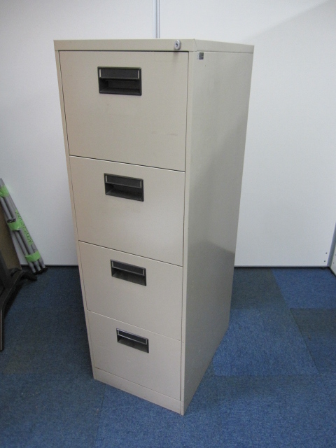【おつとめ品】Ｂ４ファイルキャビネット　４段タイプ　※全体的に日焼けしている為お安くご提供【オフィス家具】
                        
                                    中古
            