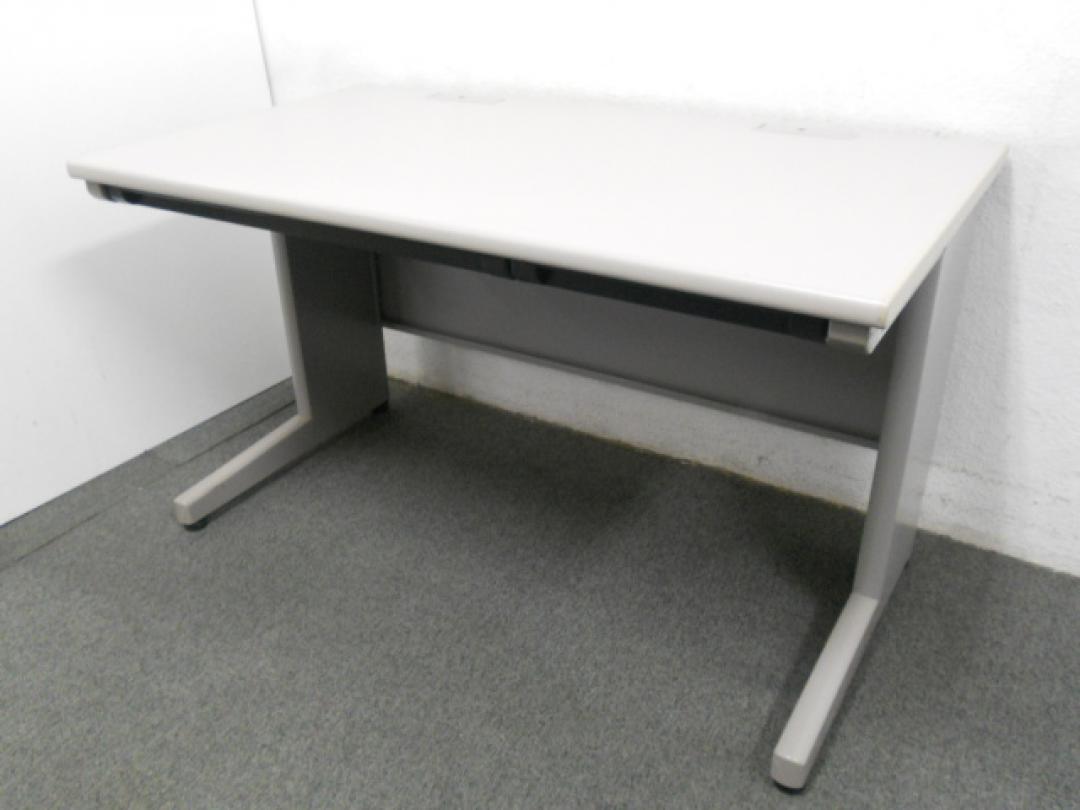 【定番デスク】■平机（幅1200mm）　■イトーキ【ITOKI】　■CZデスク 
                        CZ
                                    中古
            