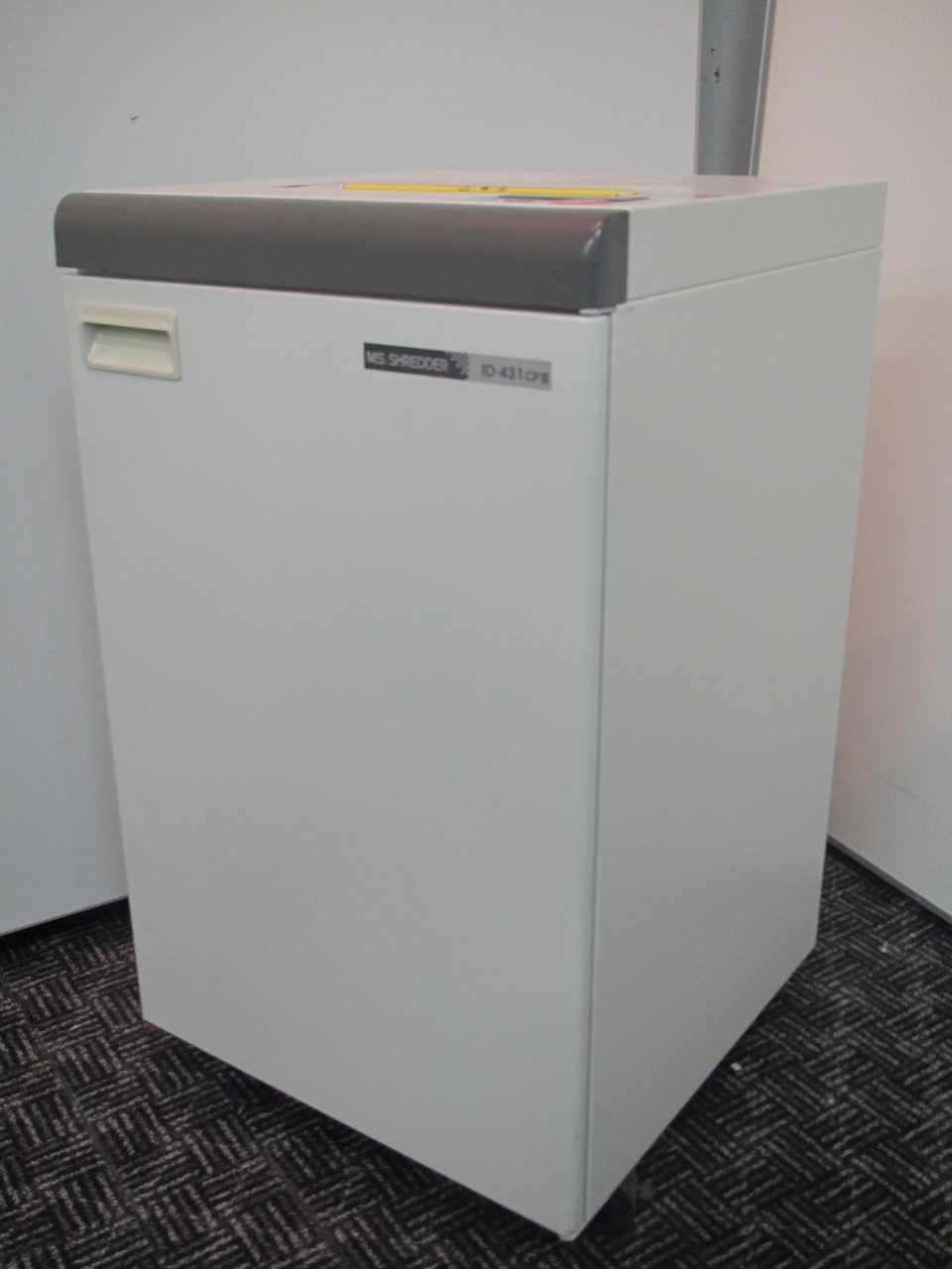 【新品時最大細断枚数55枚】明光商会からモンスターシュレッダーの入荷！【スパイラルカット】【マイナンバー】
                        ID-431CPⅢ
                                    中古
            