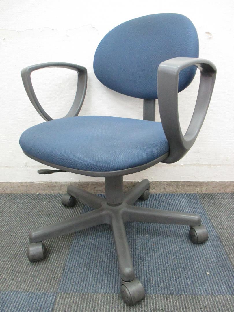 【5脚揃います!!】【お手頃なお値段です】コクヨ製　ＯＡチェア　肘付き【上下昇降機能付き】【定番カラー】
                        
                                    中古
            